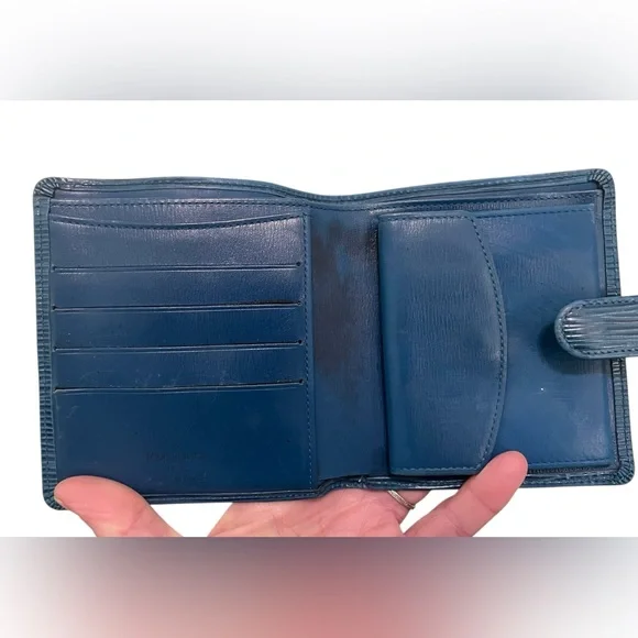 Louis Vuitton Wallet & Agenda Set in Epi Leather - Picture 8 of 10